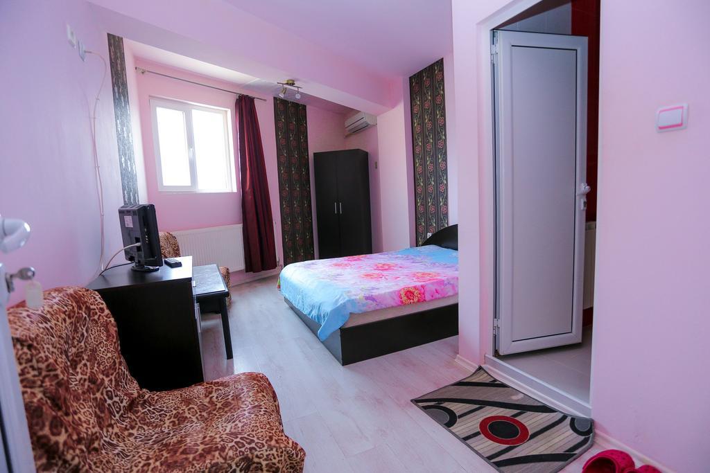 Hostel Shatrata Bogomilovo Exterior photo